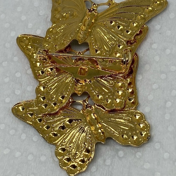 Enamel butterfly brooch gold tone pastel tones - Picture 4 of 5